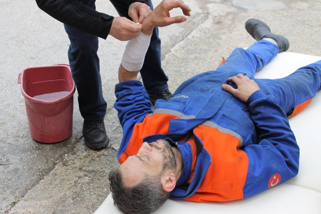 Slip and fall personal injury attorney provided by Mulet Law in South Florida.